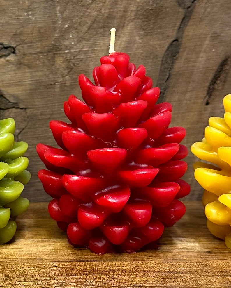 Beeswax Pinecone Candle
