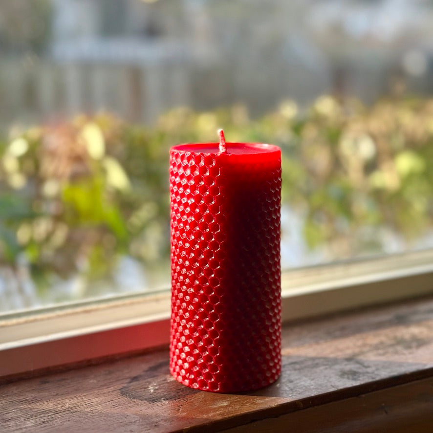 Beeswax Honeycomb Pillar