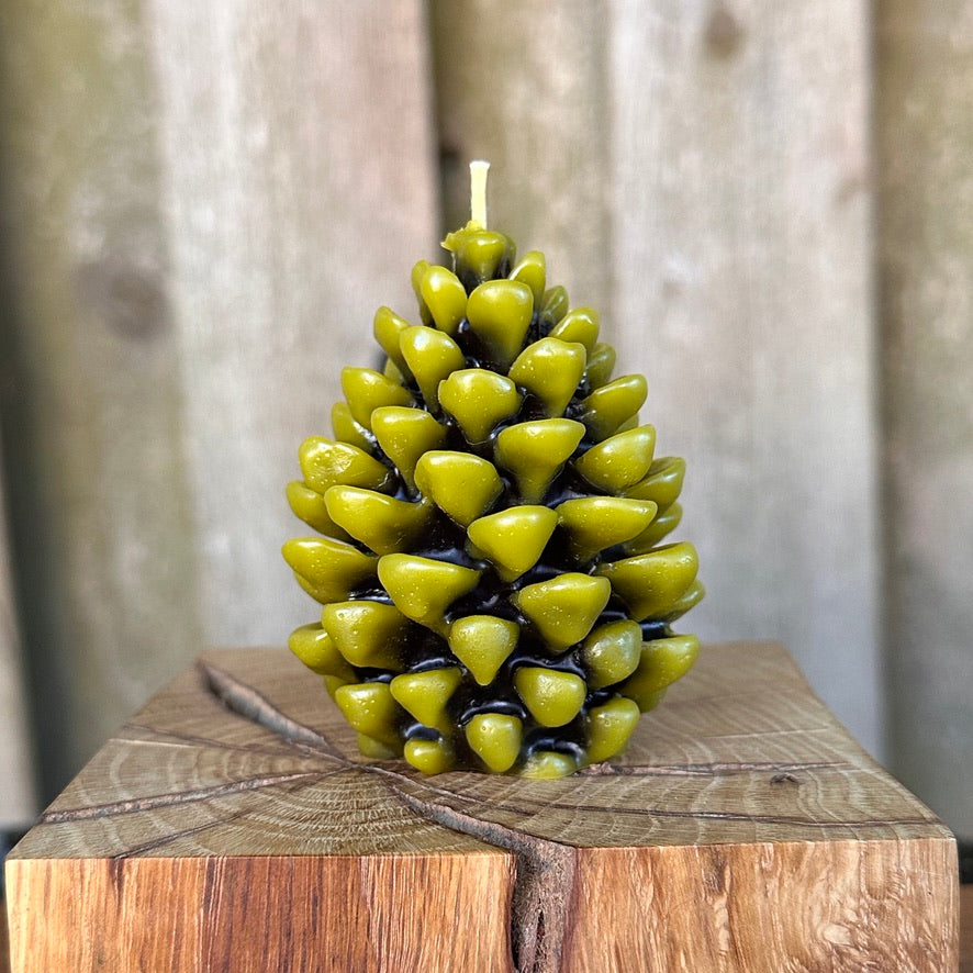 Two-Tone Pinecone Candle